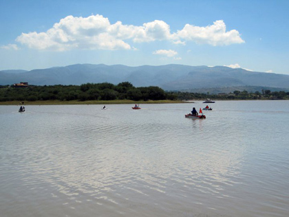 lake boats